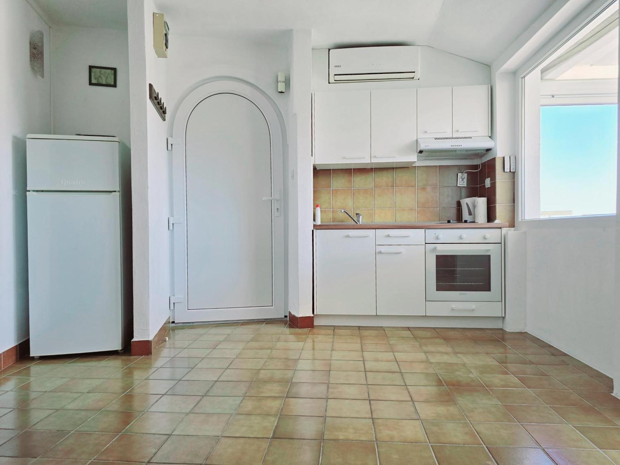 Apartments Jelic Tisno Exterior photo